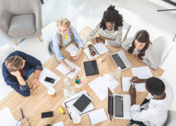 Projetos de transformação digital ganham ritmo sob pressão