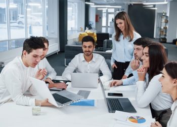 Por que comprar por meio de um parceiro CSP em vez de diretamente da Microsoft? 